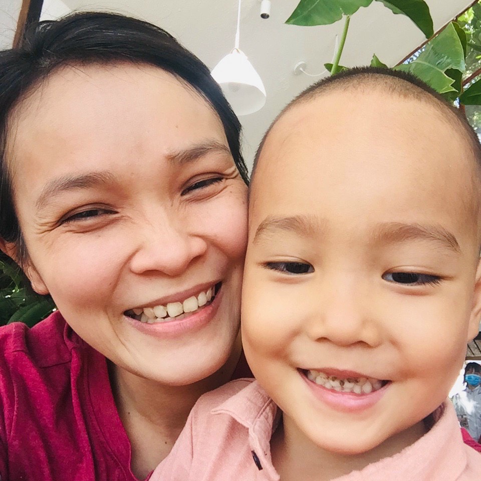 Chị QUỲNH NGA